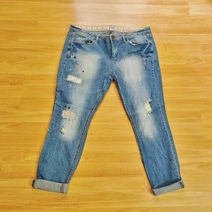 EUC Mudd Patches Semi Distressed Cropped Ankle Stretch Jeans sz 17 Orig$90+Tax